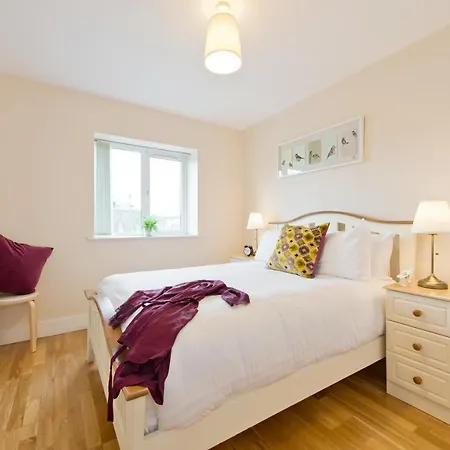 Pearse Street Апартаменты