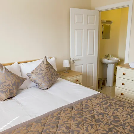 Апартаменты Pearse Street