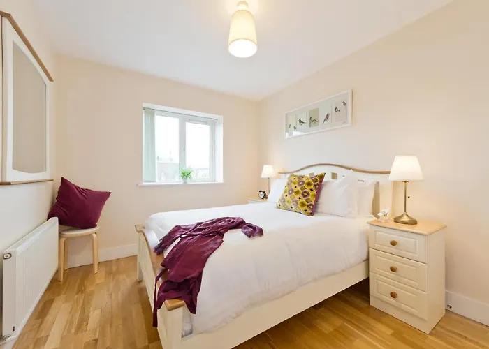 Pearse Street Apartment