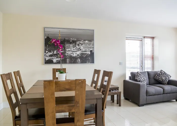 Apartment Pearse Street *