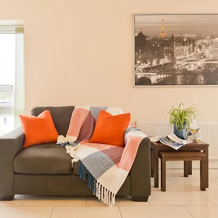 Daire Pearse Street Dublin