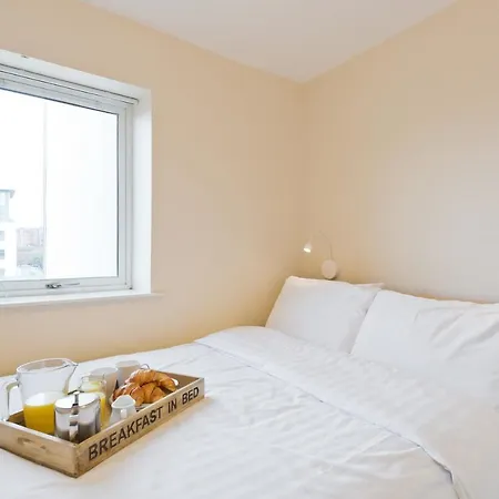 Pearse Street * Dublin